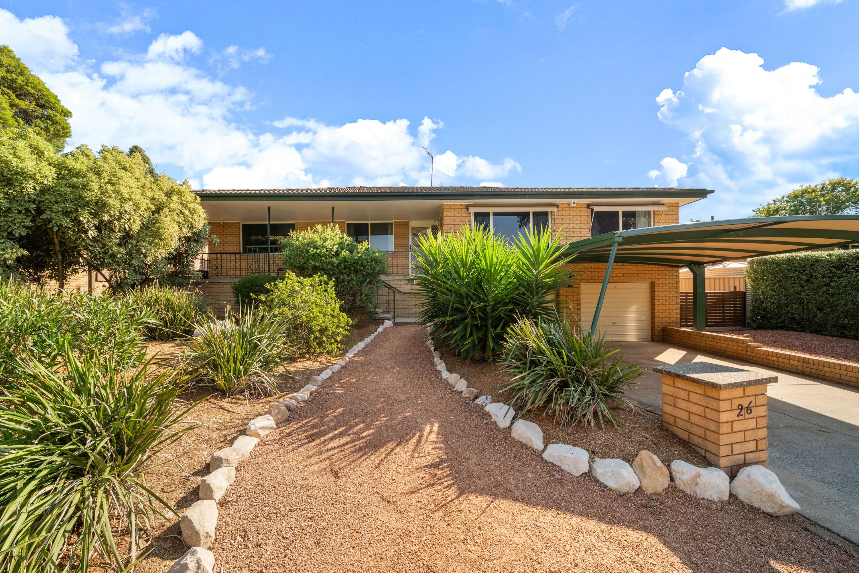 26 Abernethy Street, Weetangera ACT 2614, Weetangera - Image 1