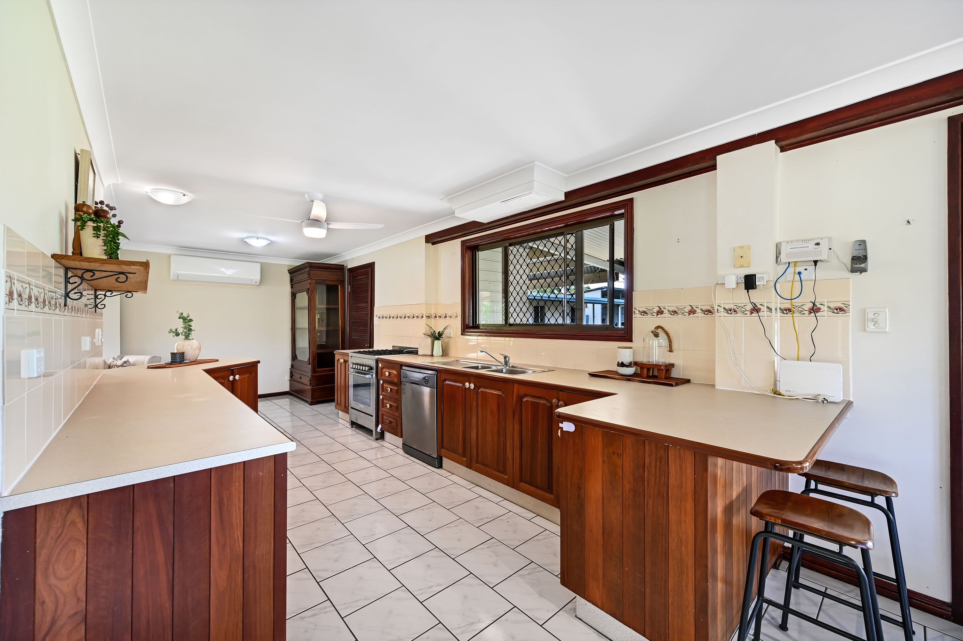 49 Bowden Road, Black River QLD 4818, Black River - Thumbnail 4