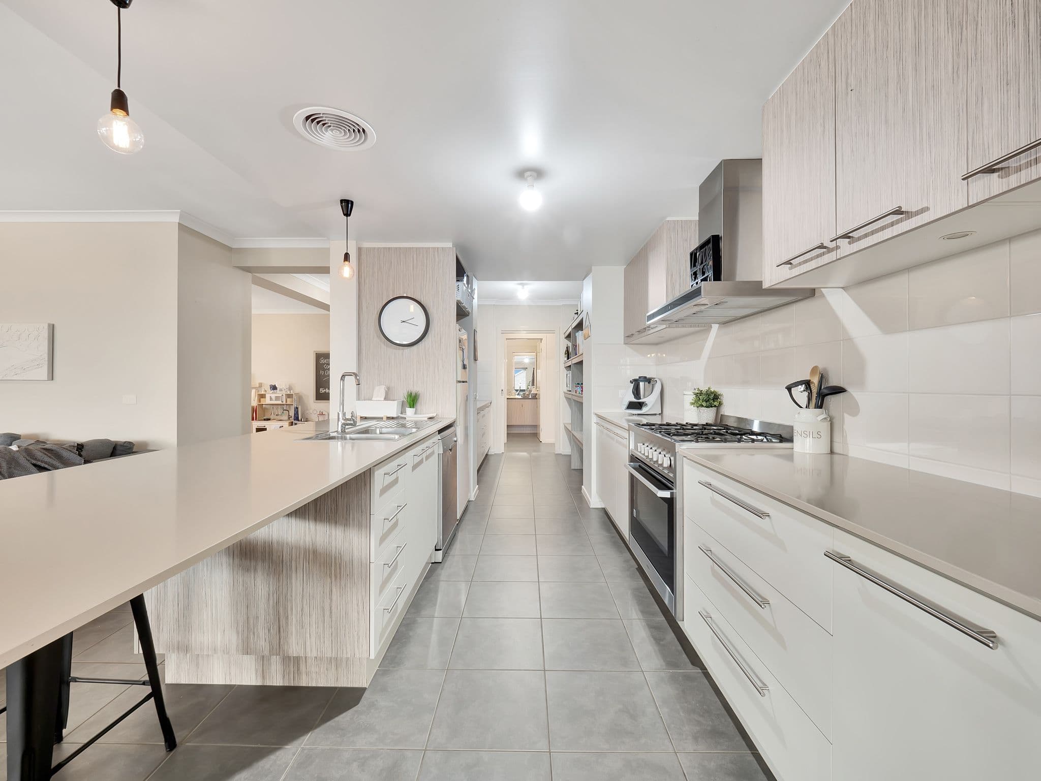 6 Echidna Grove, Cowes VIC 3922, Cowes - Thumbnail 2
