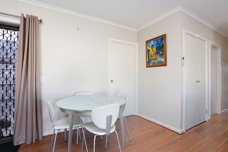 1 Persimmon Way, Doreen VIC 3754, Doreen - Thumbnail 3