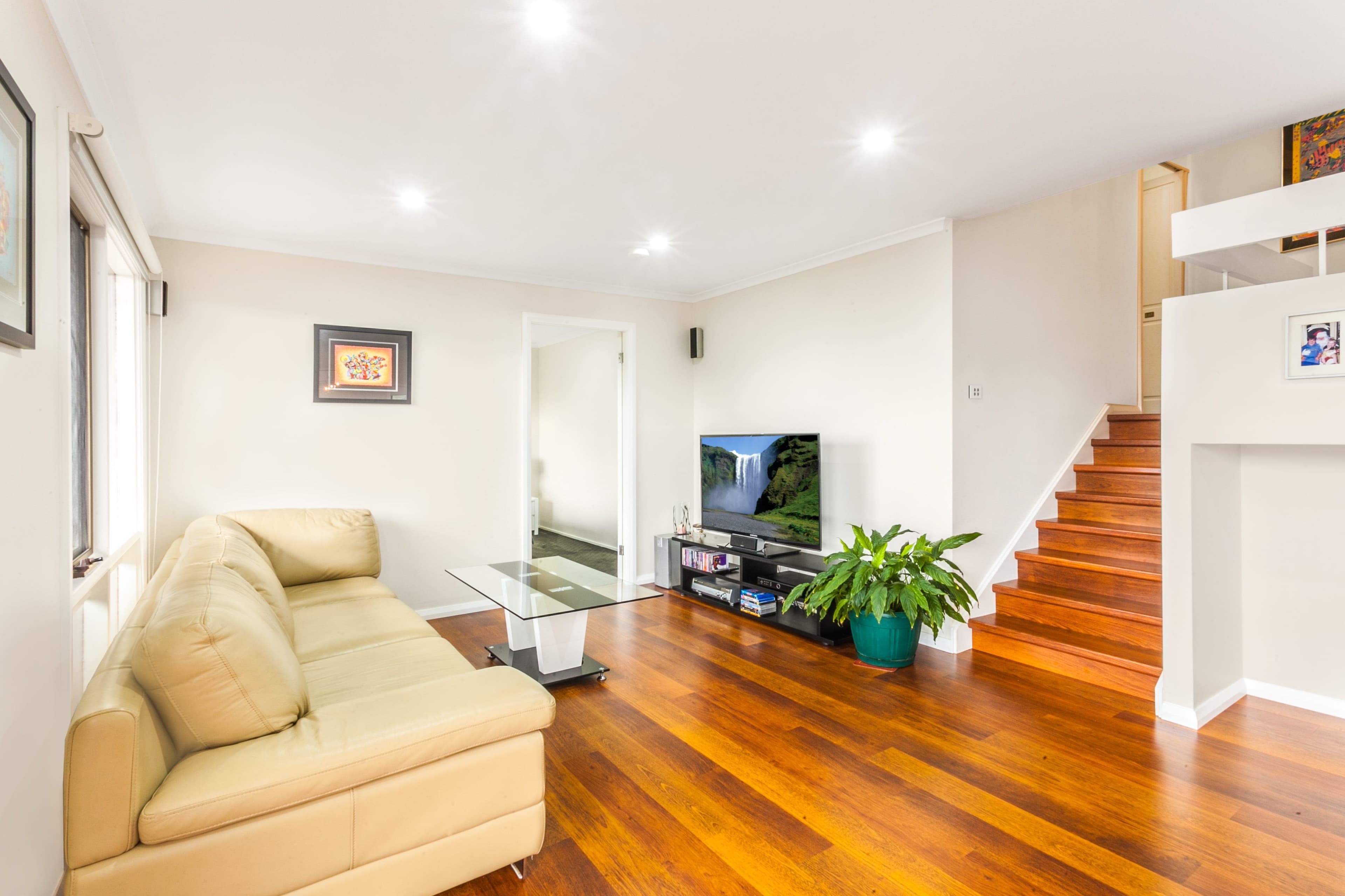77 Laurina Avenue, Yarrawarrah - Image 1