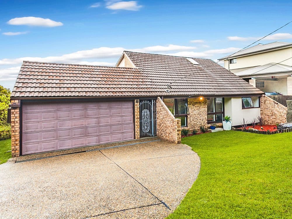 77 Laurina Avenue, Yarrawarrah - Thumbnail 2