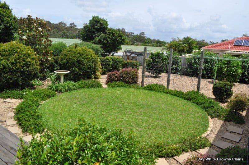 8 Mandeville Place, REGENTS PARK QLD 4118, Regents Park - Thumbnail 2