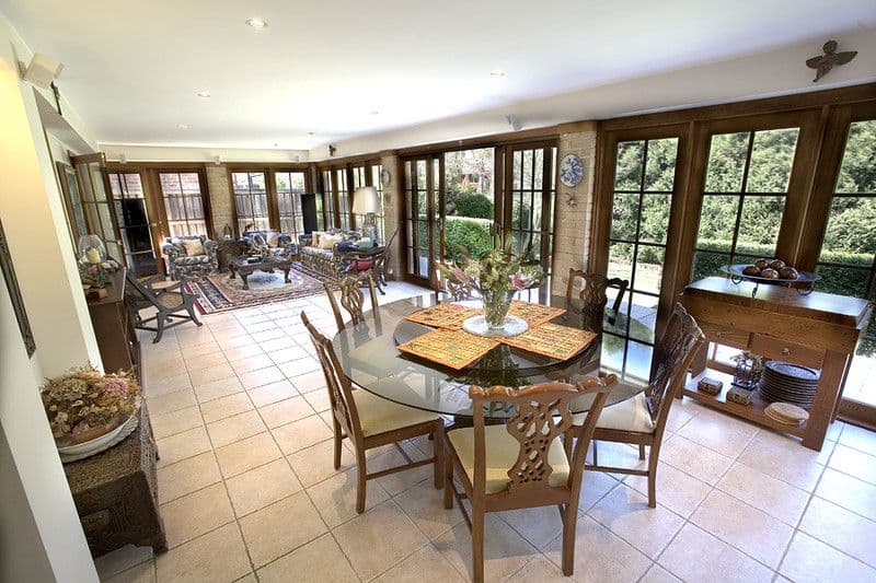 8 Roslyn Place, CHERRYBROOK NSW 2126, Cherrybrook - Thumbnail 2