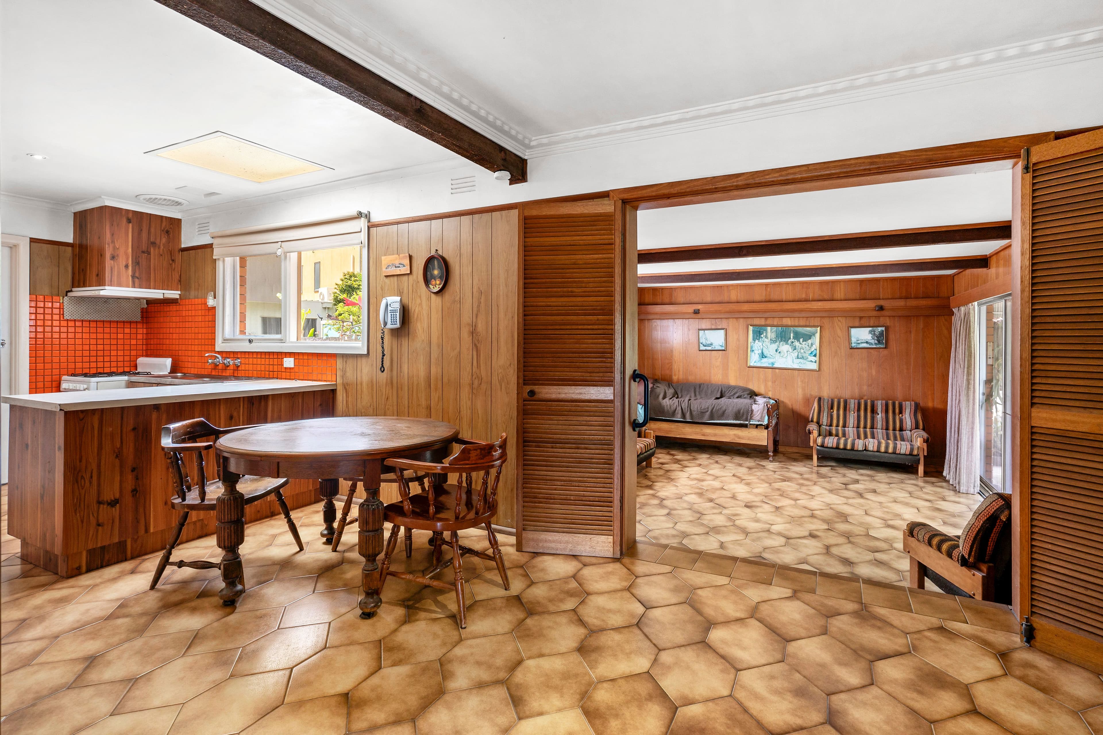 158 Centre Dandenong Road, Cheltenham VIC 3192, Cheltenham - Thumbnail 2