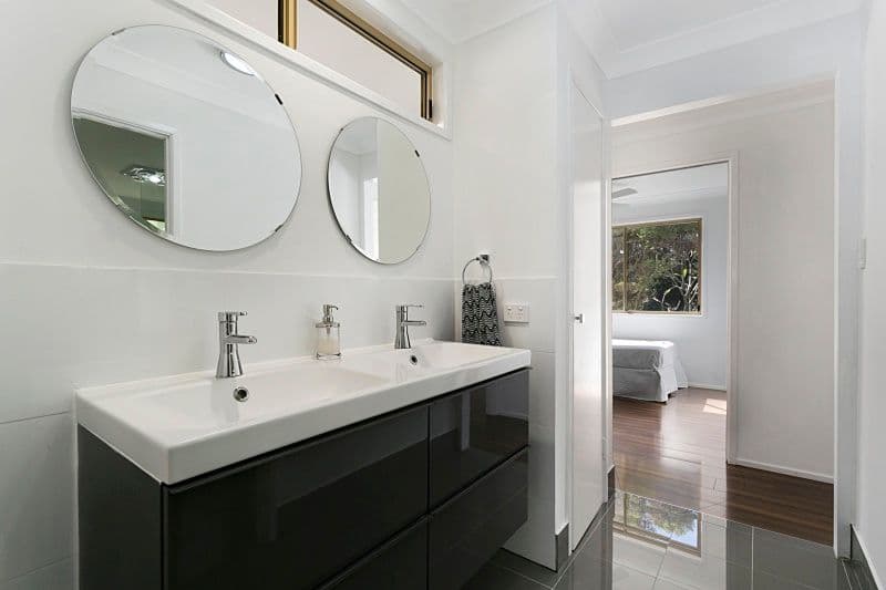 35 Rowena Street, Kenmore QLD 4069, Kenmore - Thumbnail 7