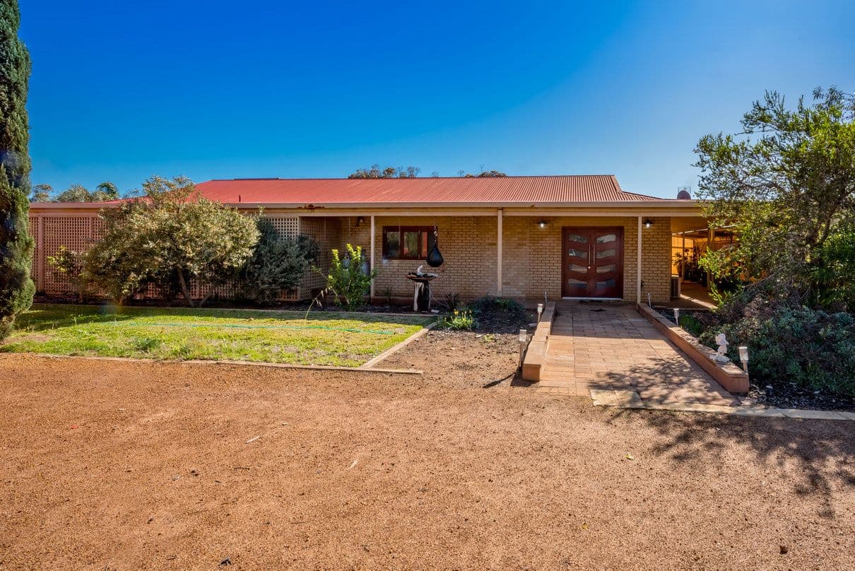 25 Harney Street, Northampton WA 6535, Northampton - Thumbnail 3