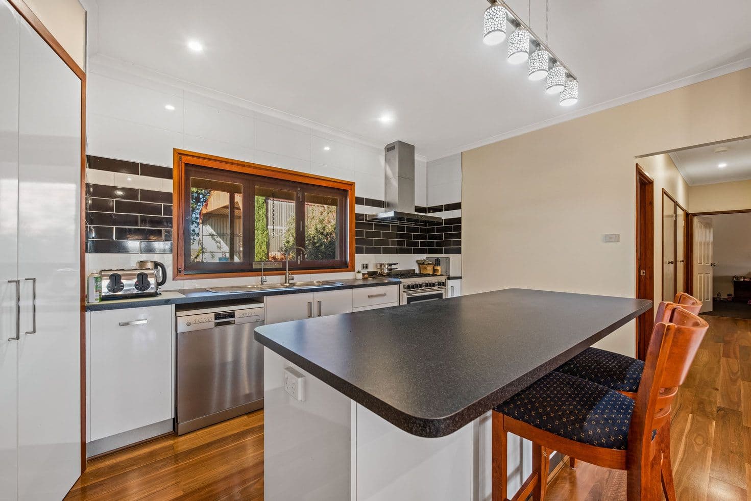 25 Harney Street, Northampton WA 6535, Northampton - Thumbnail 7