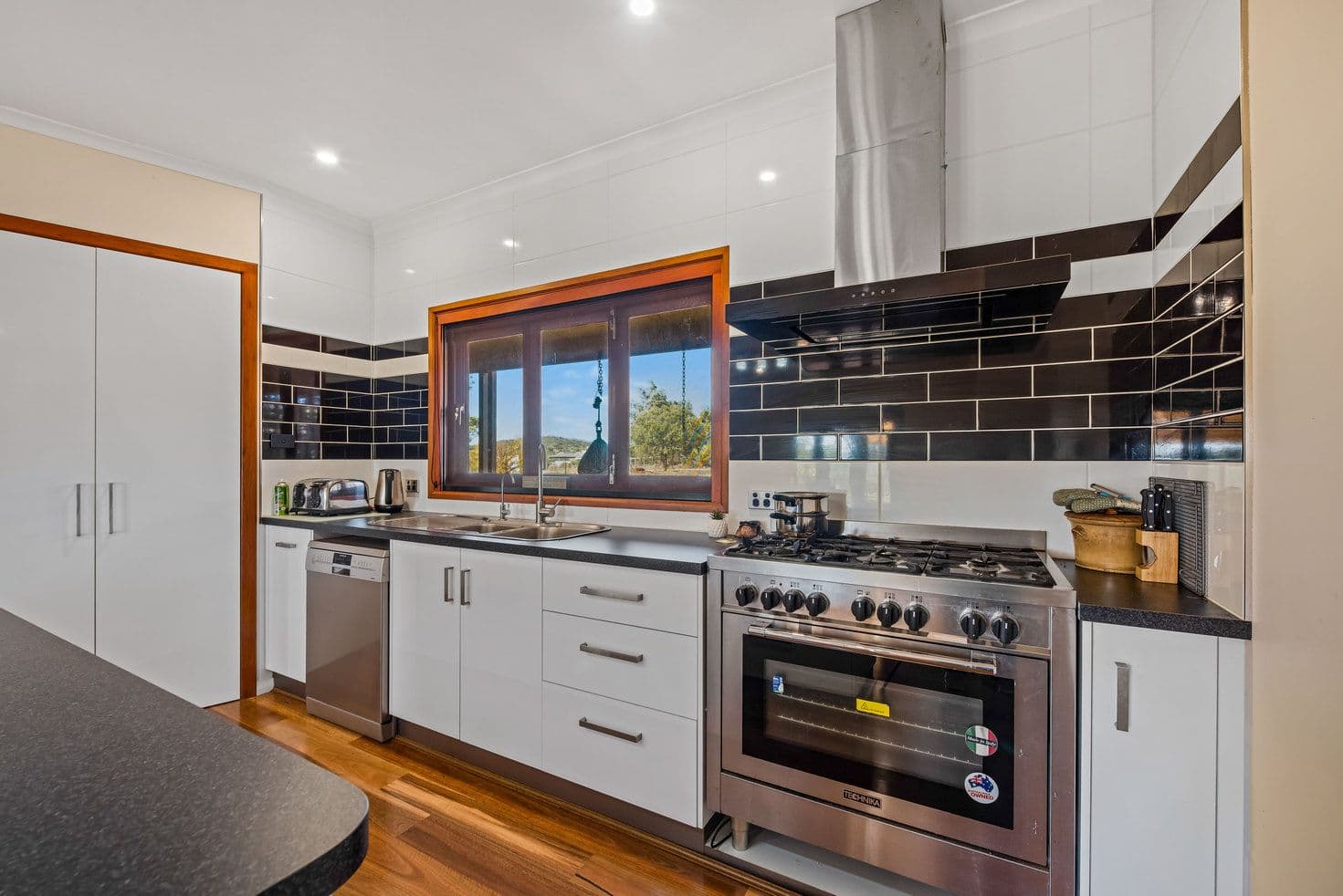 25 Harney Street, Northampton WA 6535, Northampton - Thumbnail 8