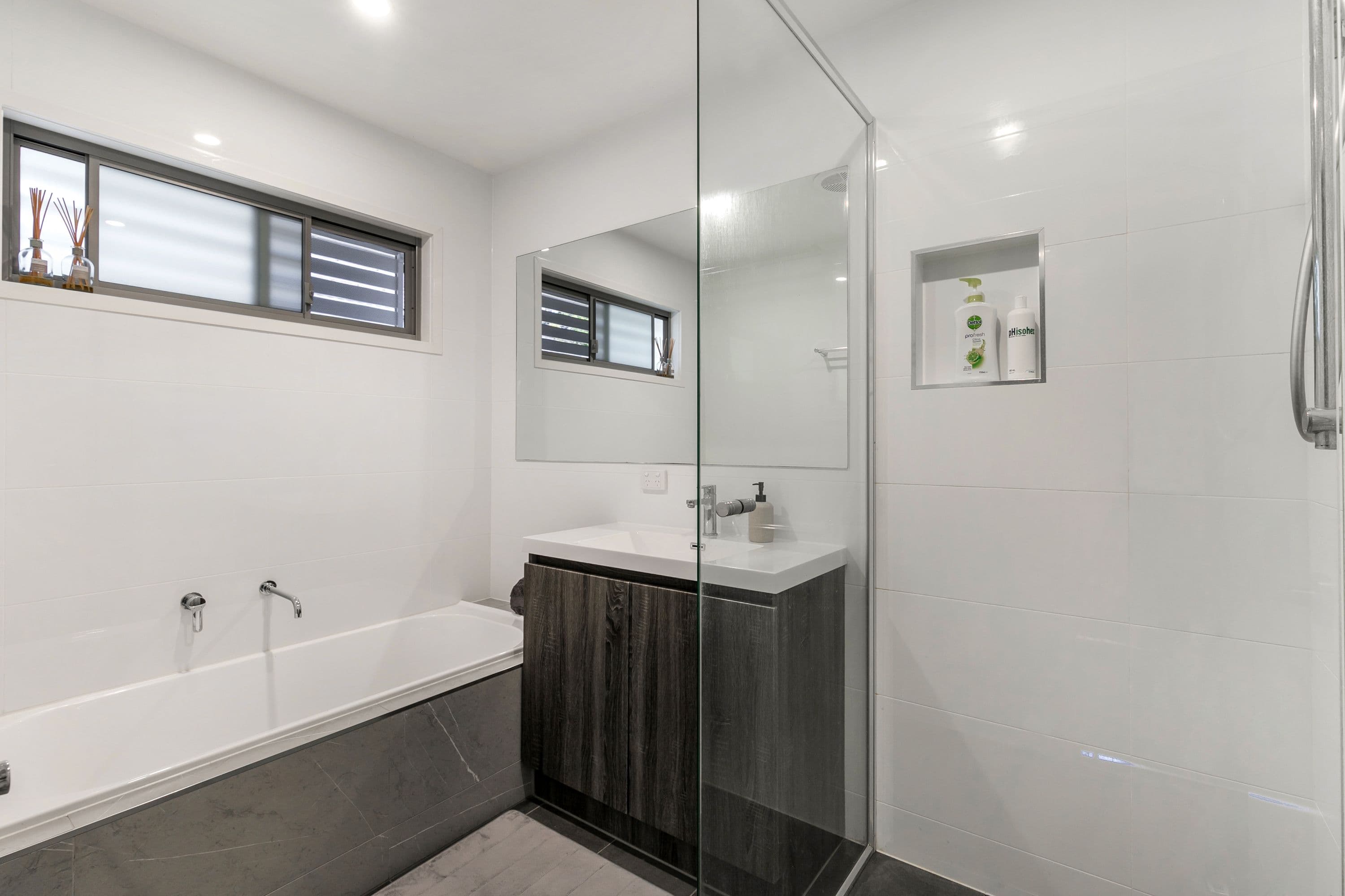 20 Harraden Street, Oxley QLD 4075, Oxley - Thumbnail 6