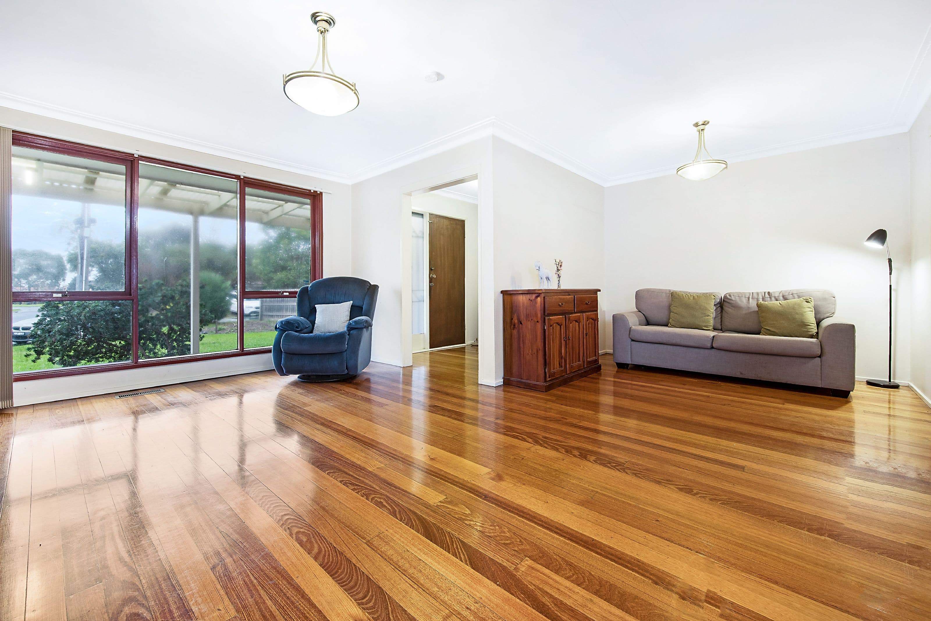 4 Forest Court, Glen Waverley VIC 3150, Glen Waverley - Thumbnail 2
