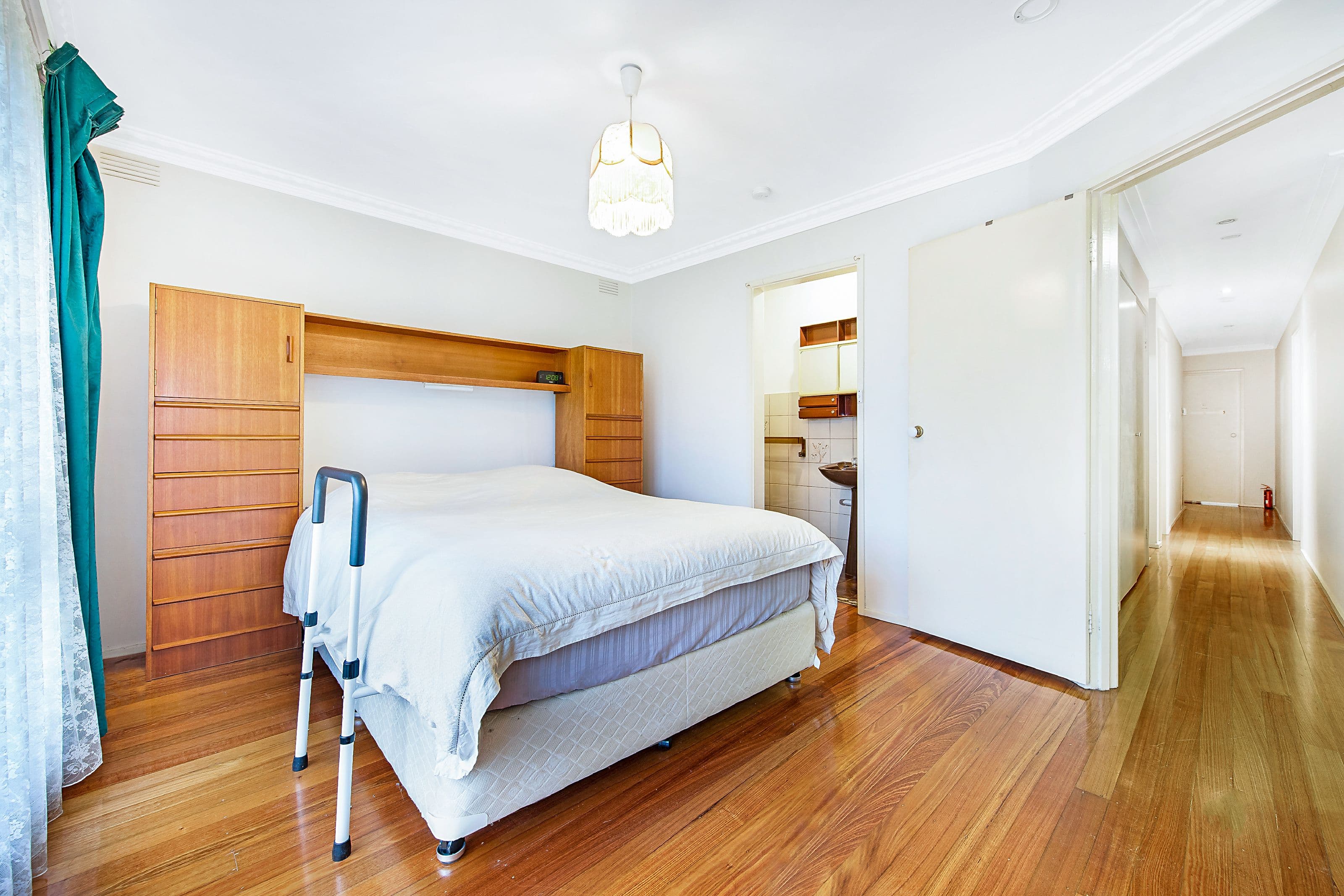 4 Forest Court, Glen Waverley VIC 3150, Glen Waverley - Thumbnail 5