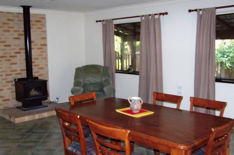 14 Goodall Street, LESMURDIE WA 6076, Lesmurdie - Thumbnail 4