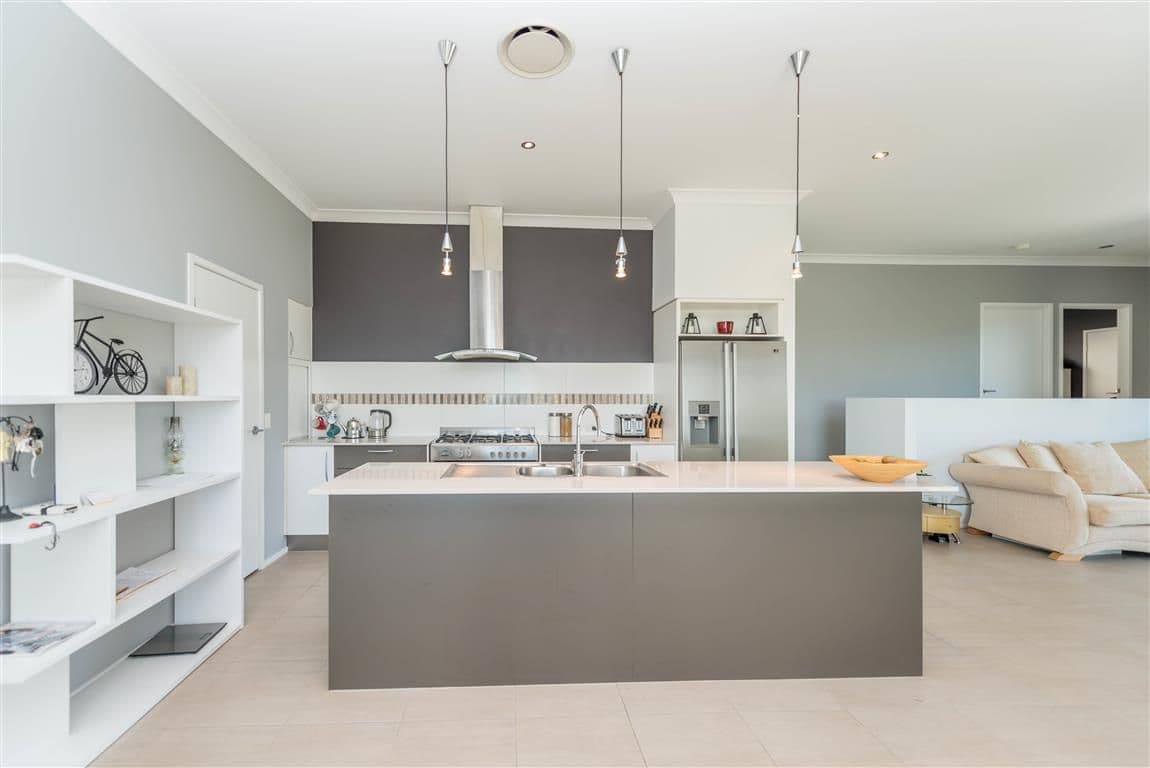 32 McAuley Parade, PACIFIC PINES QLD 4211, Pacific Pines - Thumbnail 3