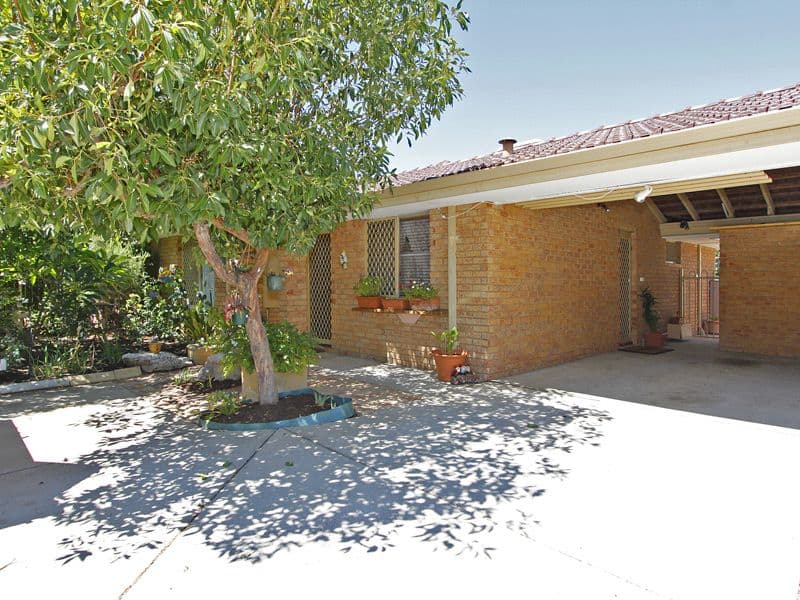 6 Bland Place, BEECHBORO WA 6063, Beechboro - Image 1