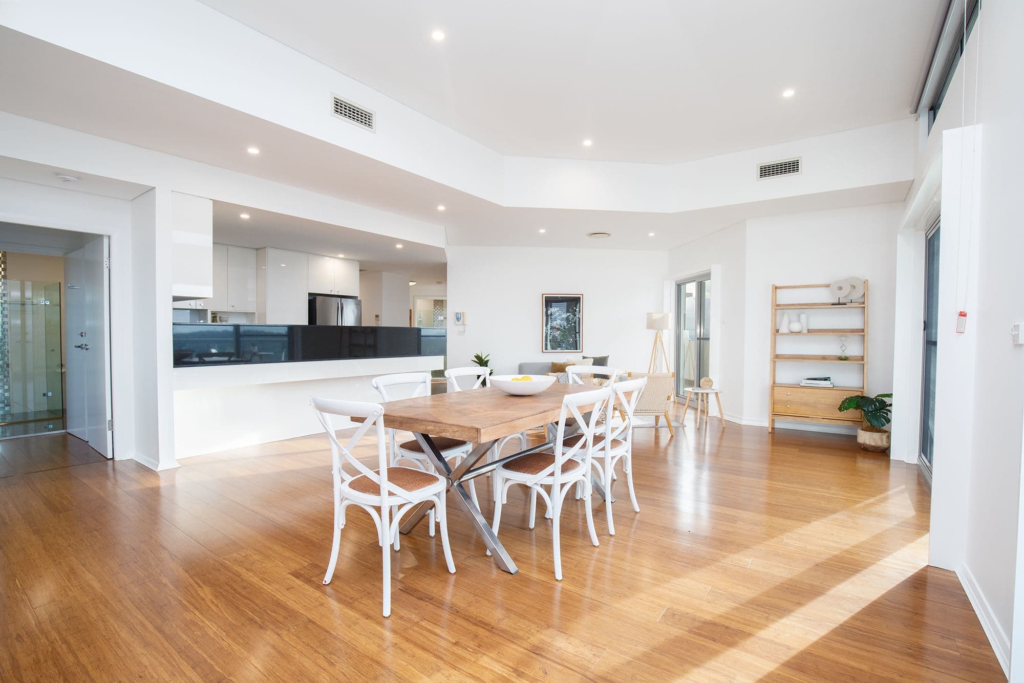 215 Pacific Highway, Charlestown NSW 2290, Charlestown - Thumbnail 4