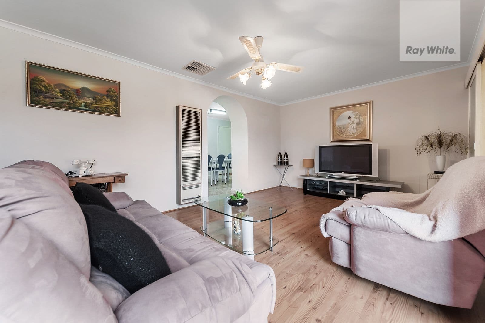 2 Swindon Court, Lalor VIC 3075, Lalor - Thumbnail 2