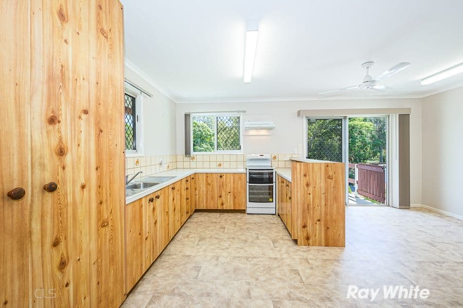 25 Whiting Street, Beachmere QLD 4510, Beachmere - Thumbnail 7
