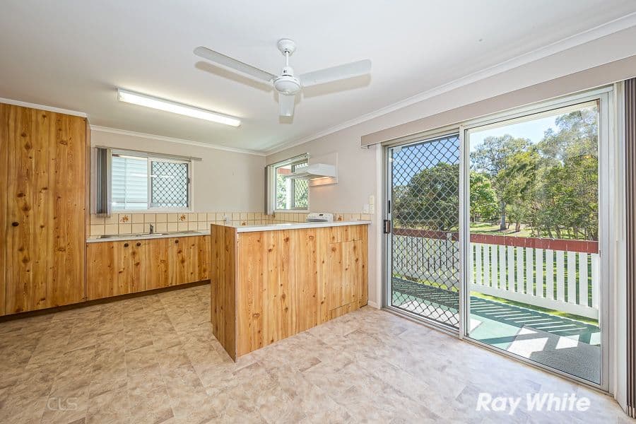 25 Whiting Street, Beachmere QLD 4510, Beachmere - Thumbnail 8