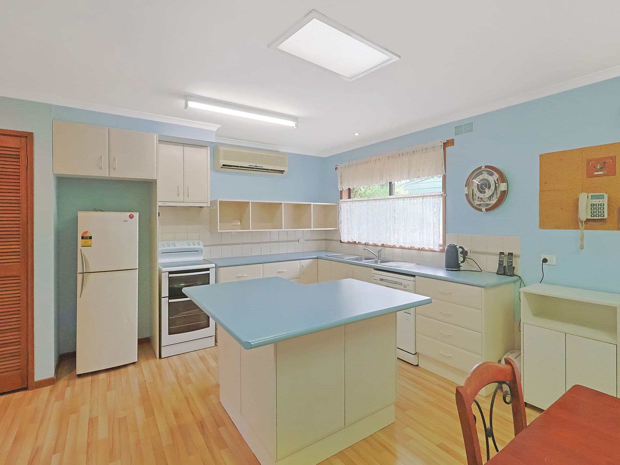 3 Burnett Street, Yarragon VIC 3823, Yarragon - Thumbnail 4