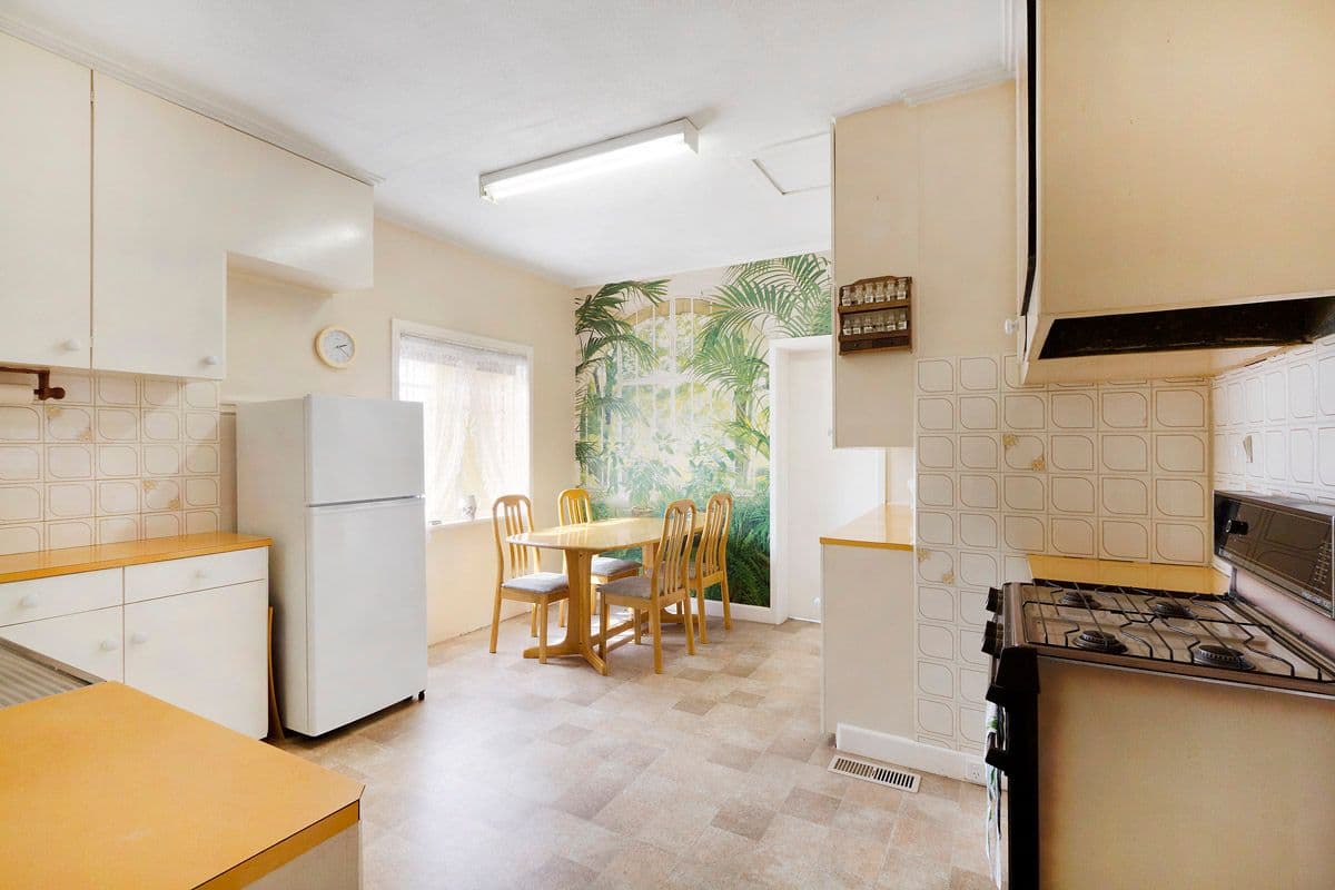 27 Wallace Avenue, MURRUMBEENA VIC 3163, Murrumbeena - Thumbnail 4