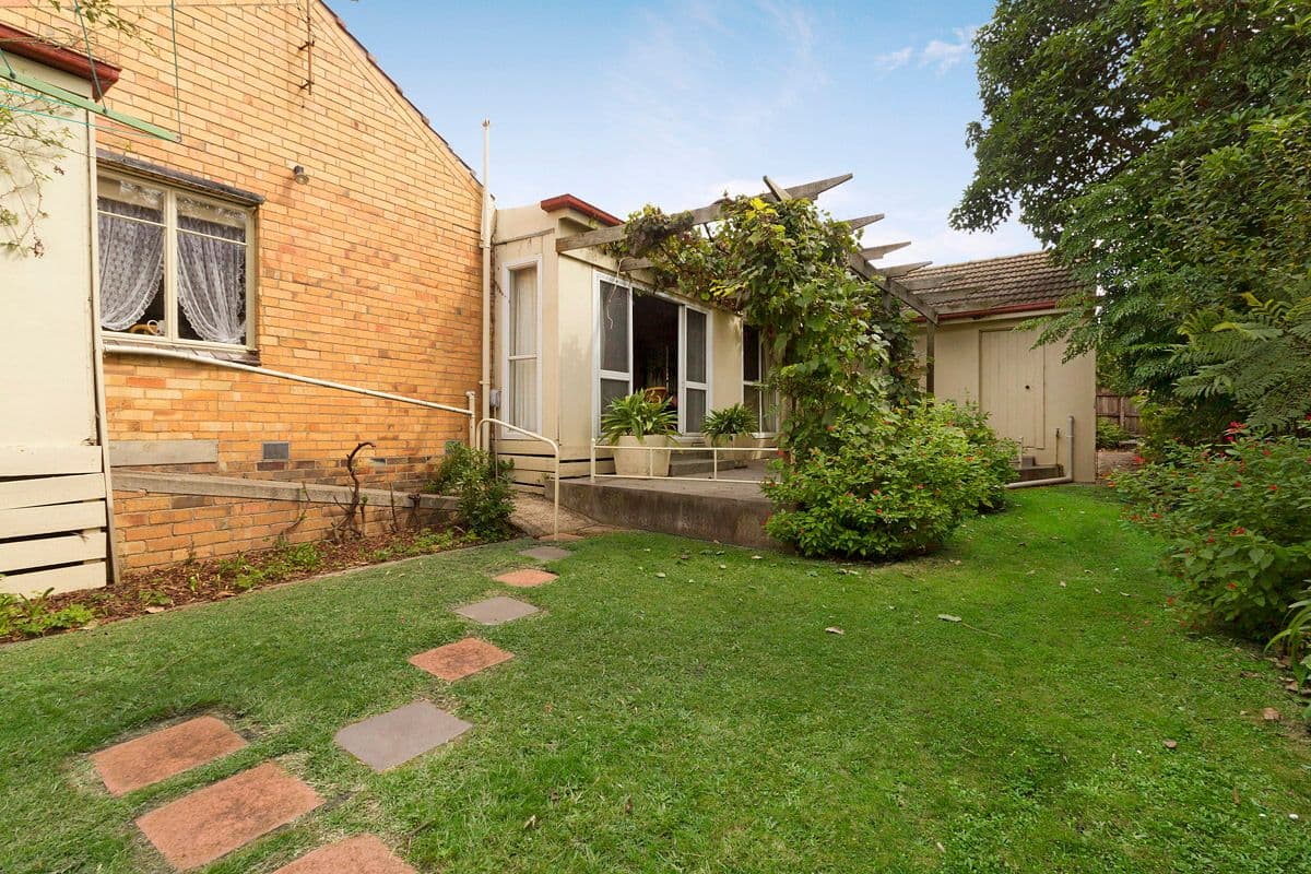 27 Wallace Avenue, MURRUMBEENA VIC 3163, Murrumbeena - Thumbnail 8