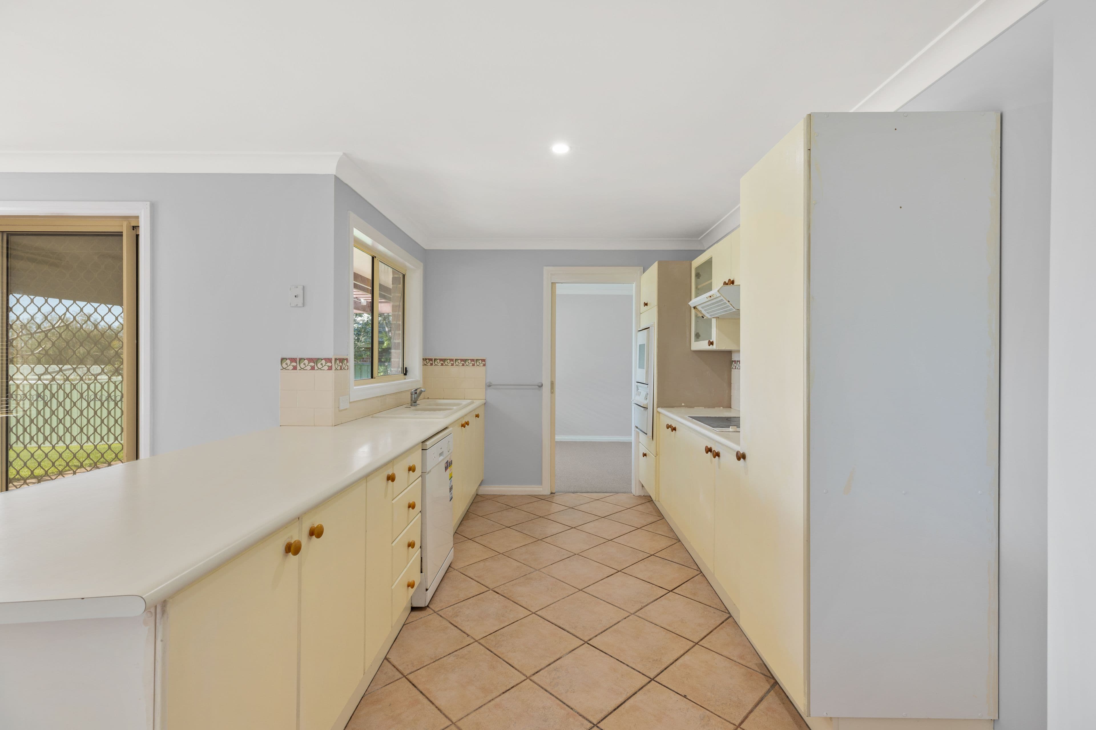 6 Mountain Ash Place, Worrigee NSW 2540, Worrigee - Thumbnail 3