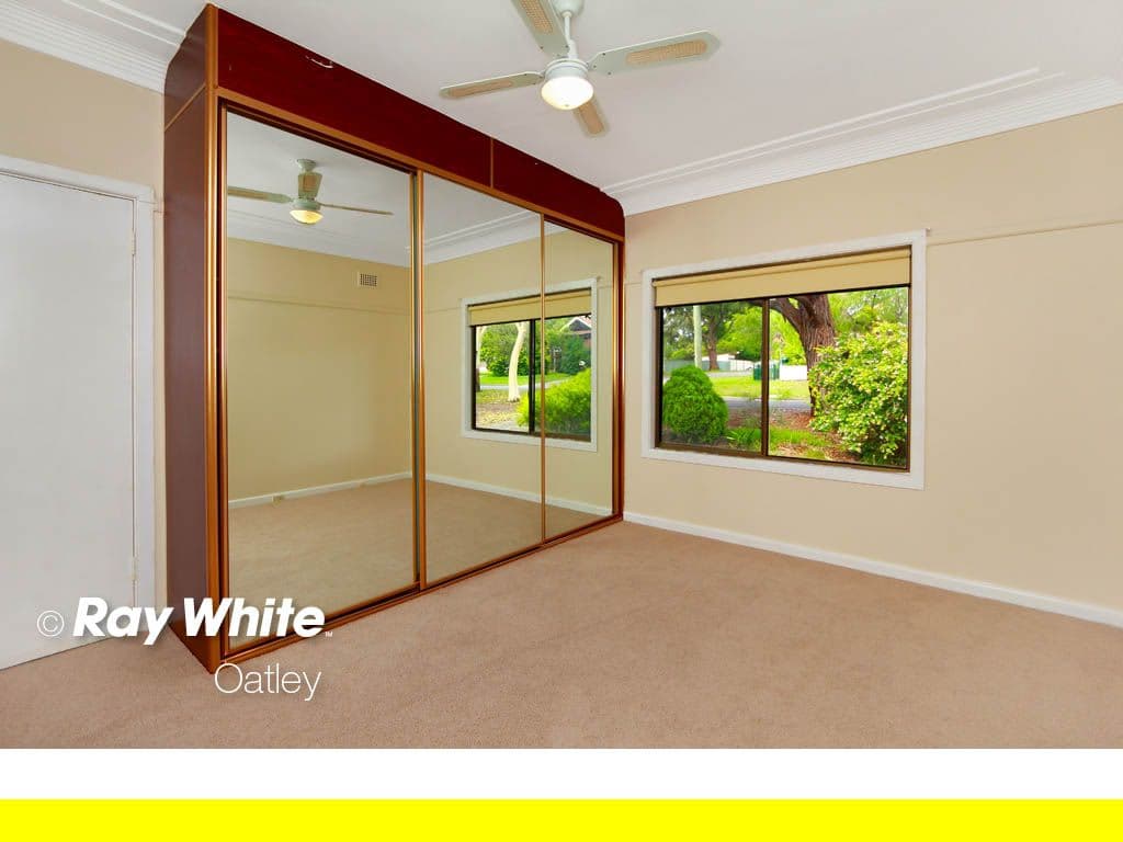 38 Seaforth Avenue, OATLEY NSW 2223, Oatley - Thumbnail 3