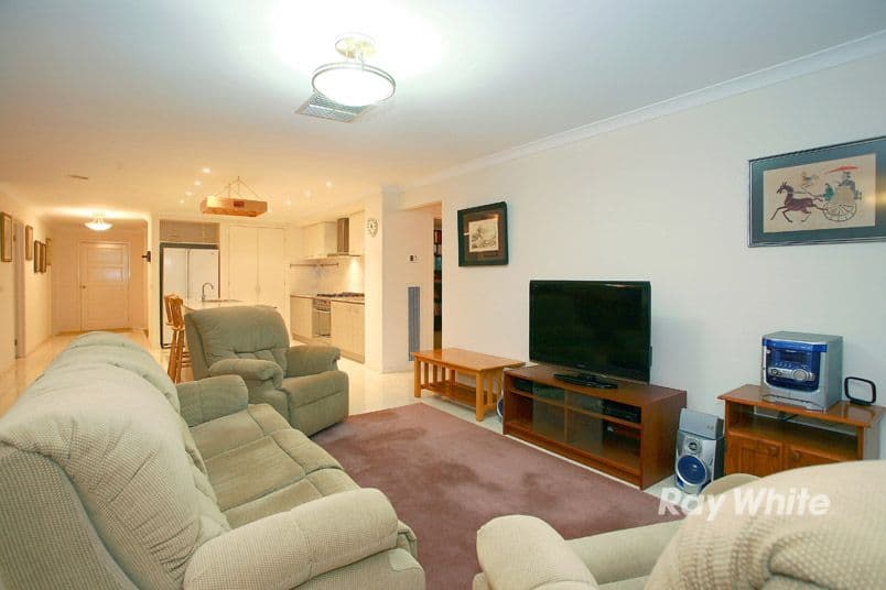 9 Tobin Way, LYNDHURST VIC 3975, Lyndhurst - Thumbnail 2