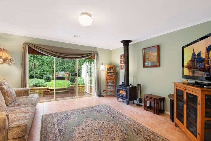 16 Pezzimenti Place, WONGA PARK VIC 3115, Wonga Park - Thumbnail 3