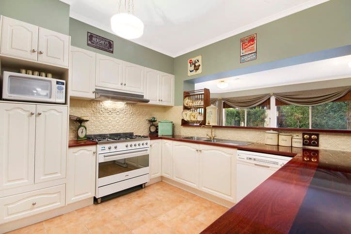 16 Pezzimenti Place, WONGA PARK VIC 3115, Wonga Park - Thumbnail 4
