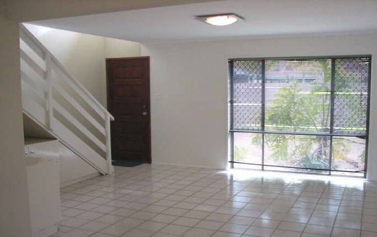 40 Frascott Avenue, VARSITY LAKES QLD 4227, Varsity Lakes - Thumbnail 2
