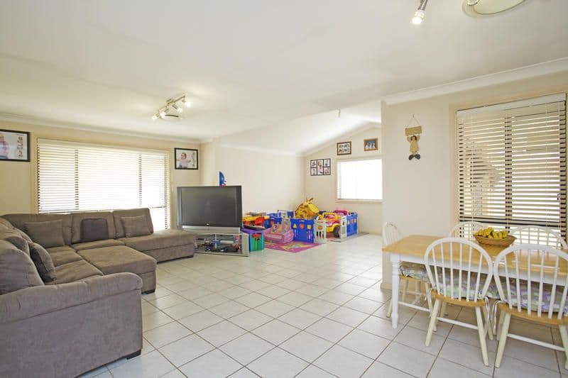 31 Waterford Way, GLENMORE PARK NSW 2745, Glenmore Park - Thumbnail 5