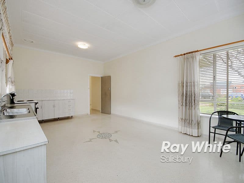 20 Oldham Road, Elizabeth Vale SA 5112, Elizabeth Vale - Thumbnail 4