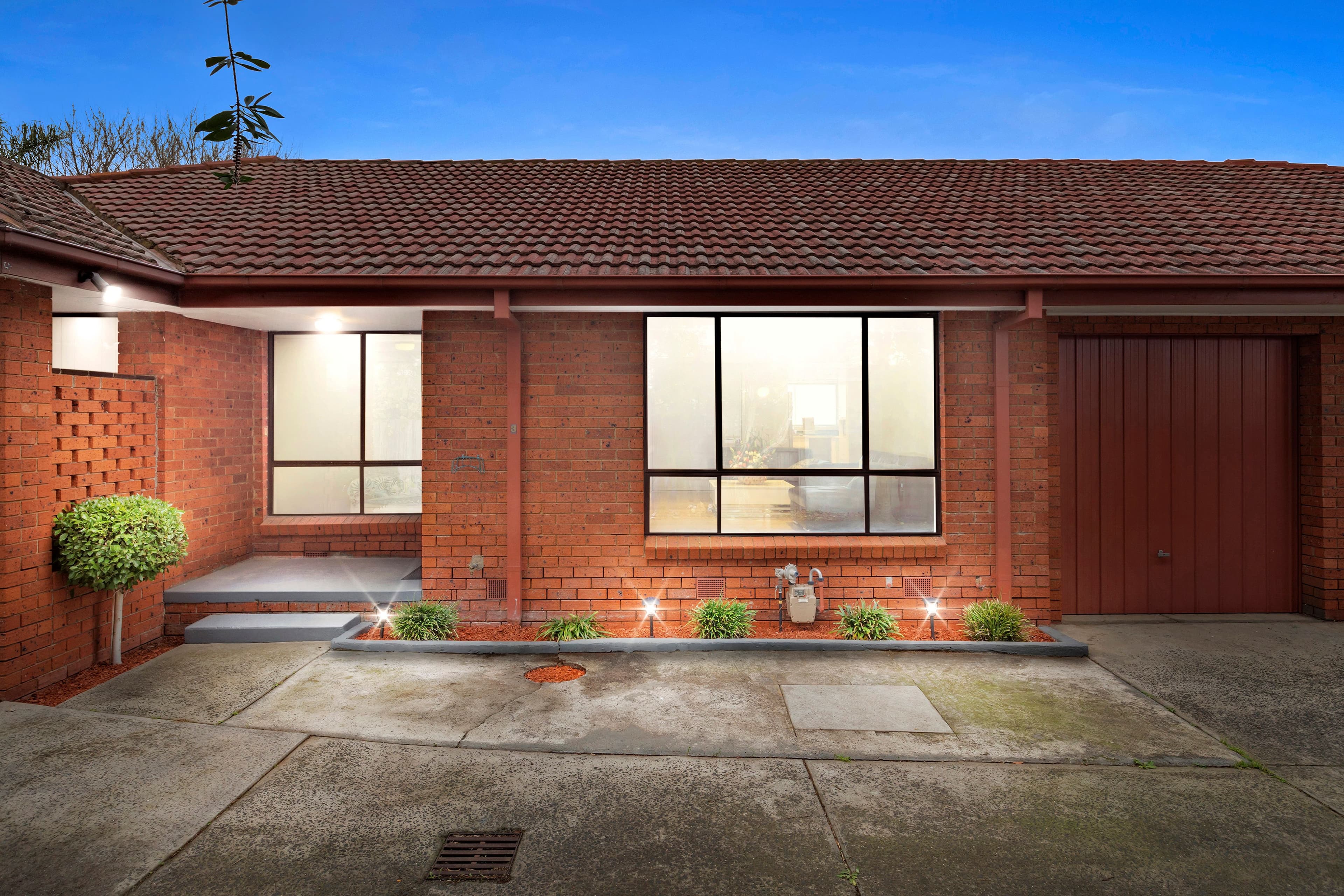 4 Normanby Street, Hughesdale VIC 3166, Hughesdale - Image 1