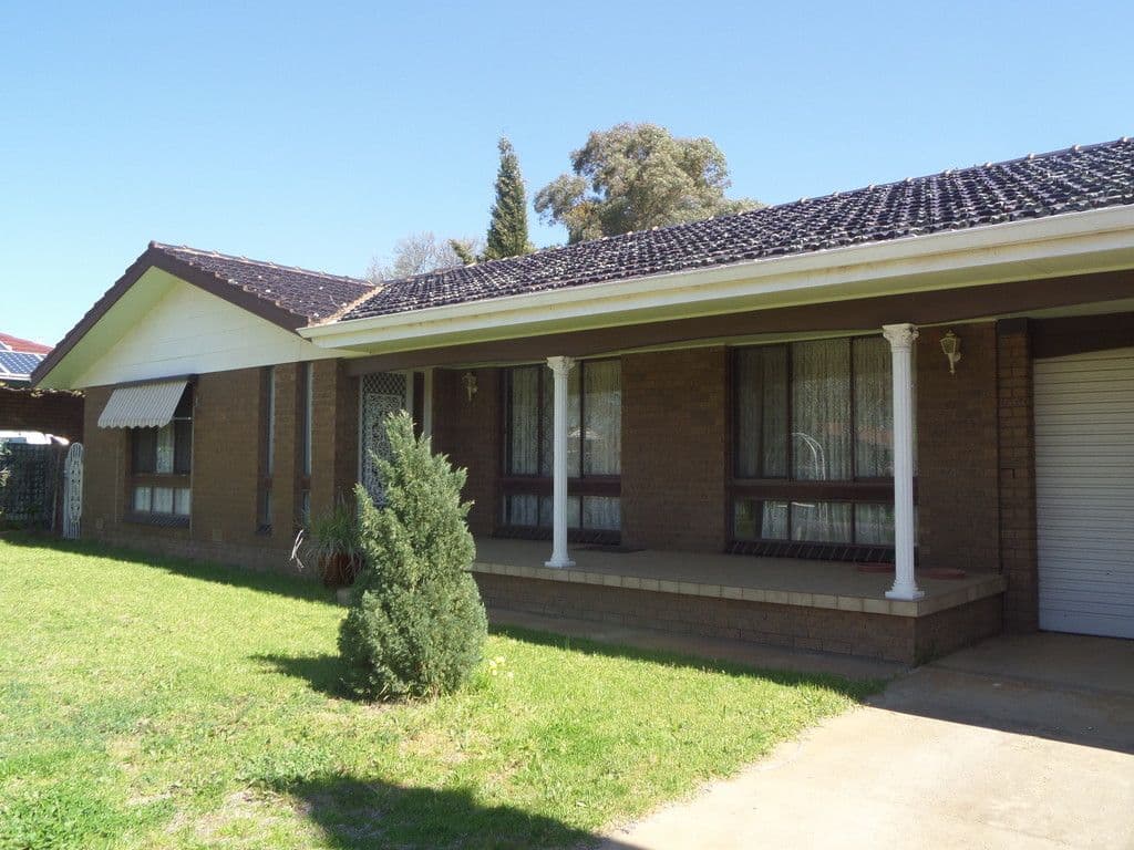 10 Japonica Place, Narrandera NSW 2700, Narrandera - Thumbnail 2
