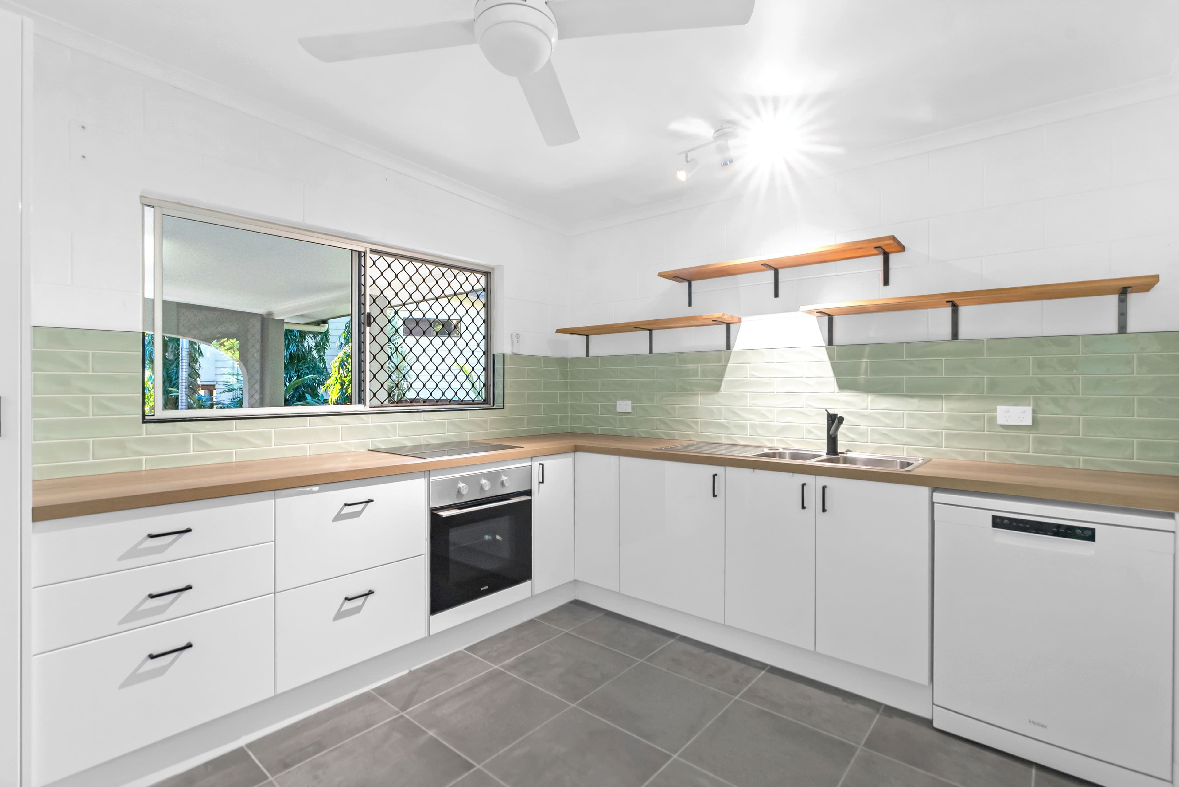 30 Jamieson Street, Trinity Beach QLD 4879, Trinity Beach - Thumbnail 6