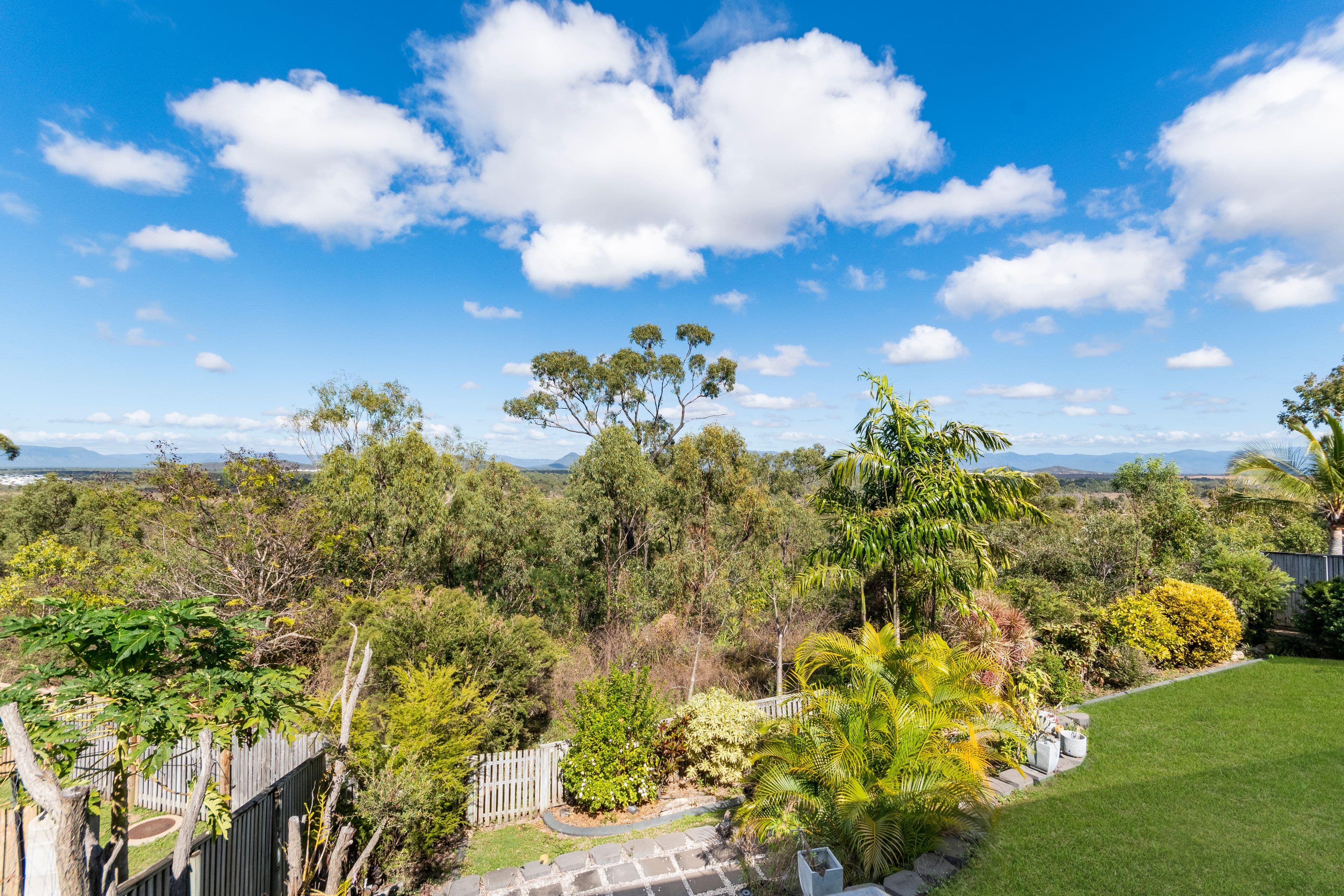 121 Goicoechea Drive, Bushland Beach QLD 4818, Bushland Beach - Thumbnail 4