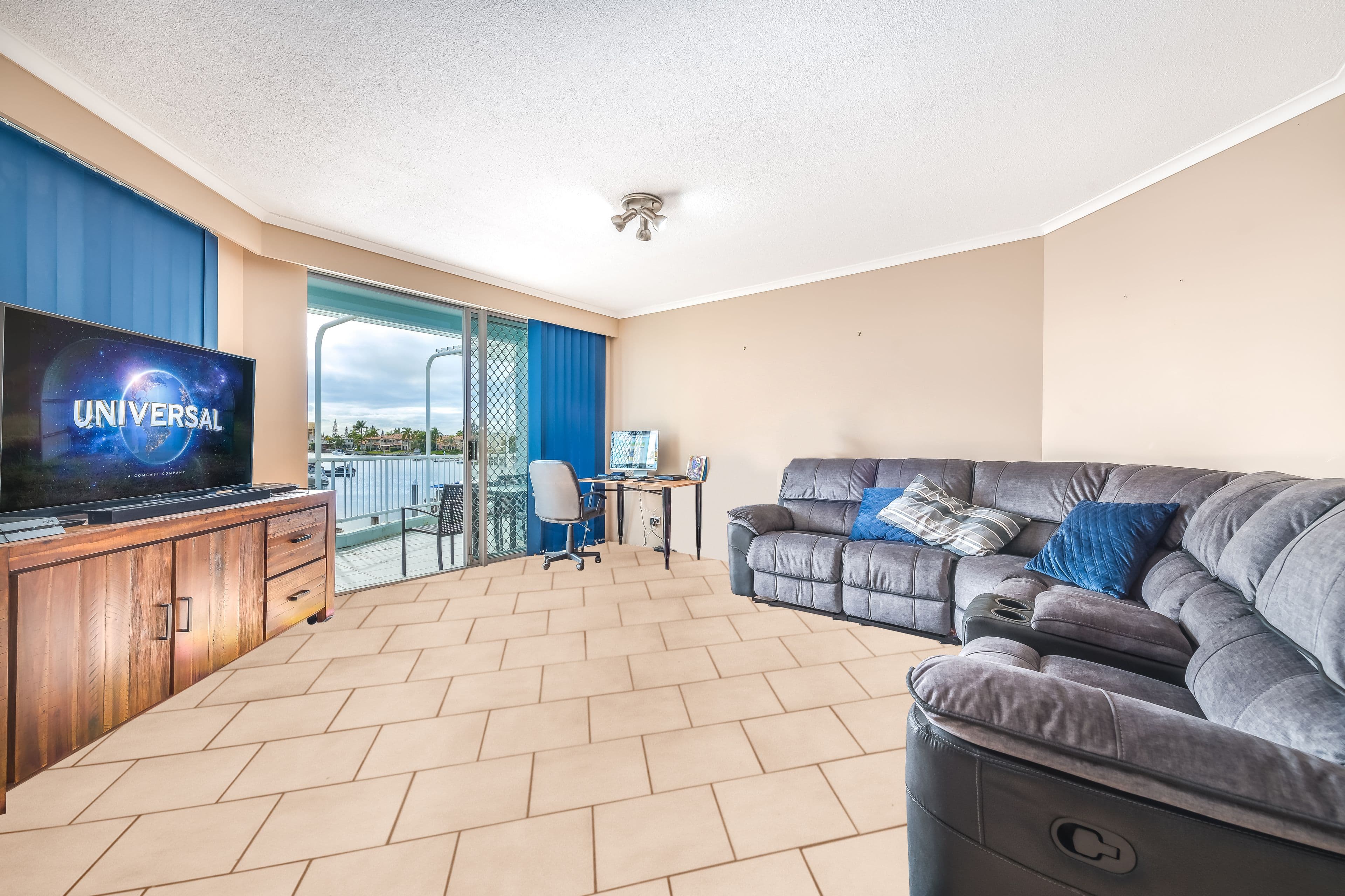 75 Morala Avenue, Runaway Bay QLD 4216, Runaway Bay - Thumbnail 5