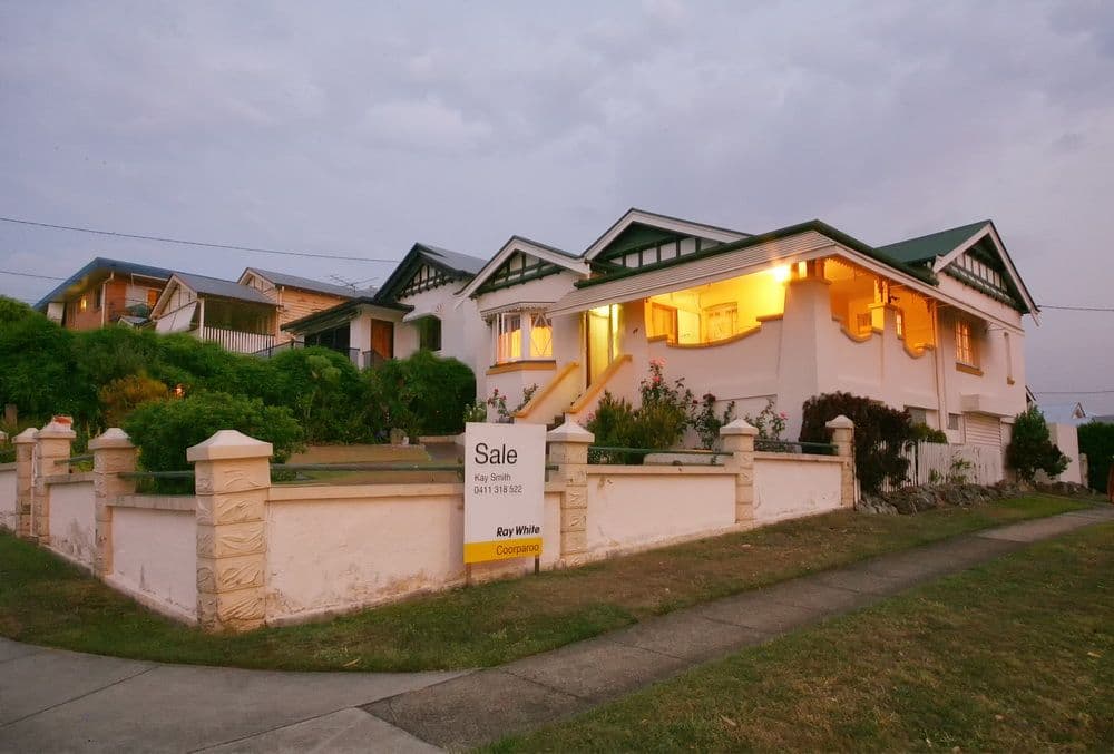 25 Curd Street, GREENSLOPES QLD 4120, Greenslopes - Thumbnail 2