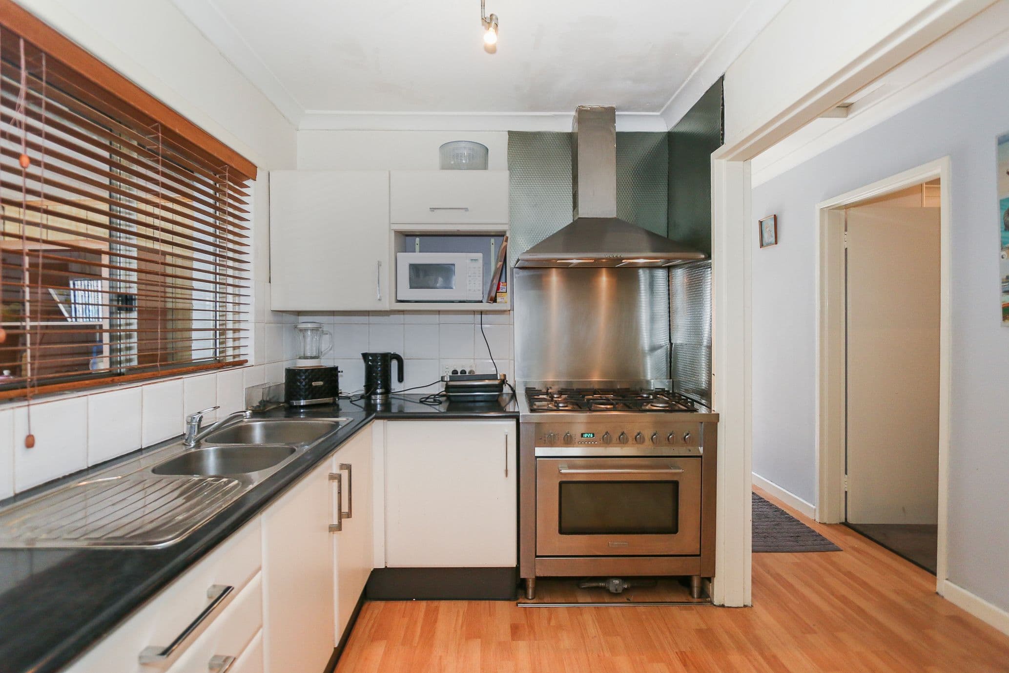13 Devenish Road, Lockridge WA 6054, Lockridge - Thumbnail 5