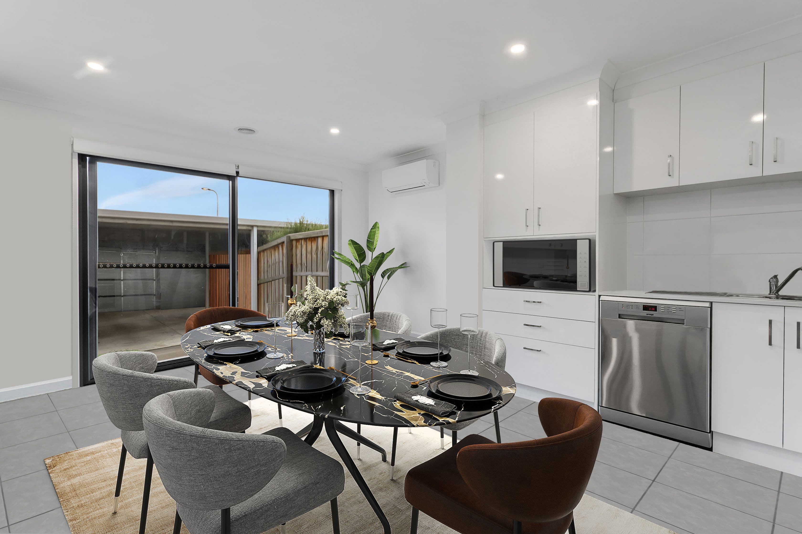 33 Hunt Way, Pakenham VIC 3810, Pakenham - Thumbnail 3