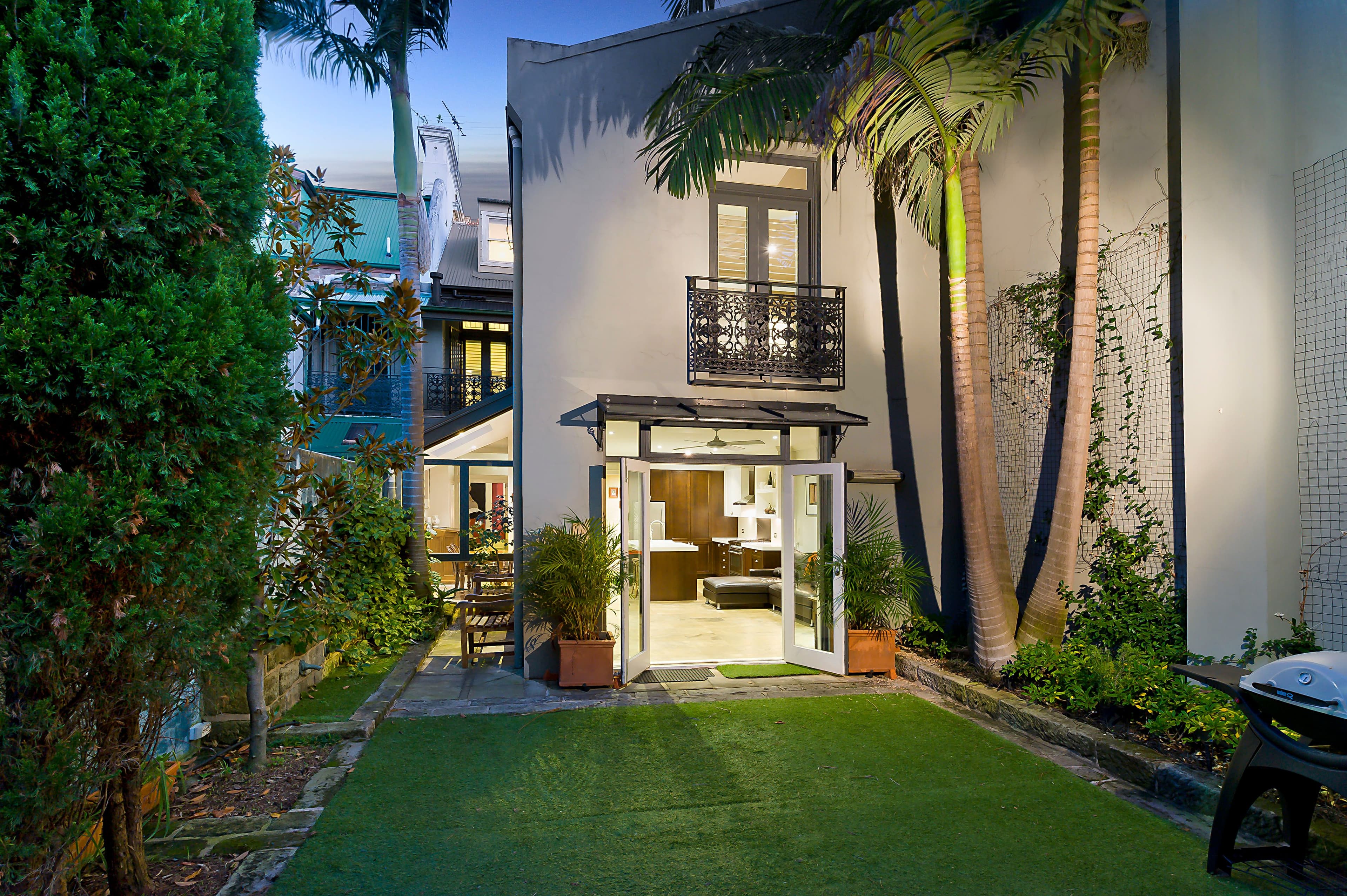 2 Warren Ball Avenue, Newtown - Thumbnail 3