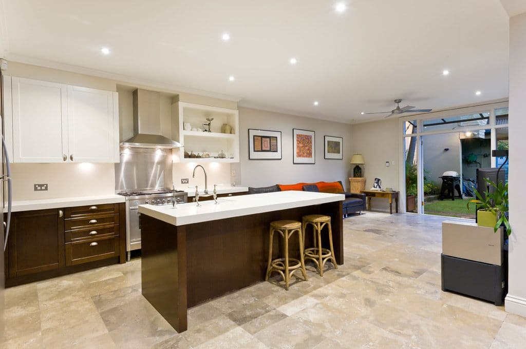 2 Warren Ball Avenue, Newtown - Thumbnail 7