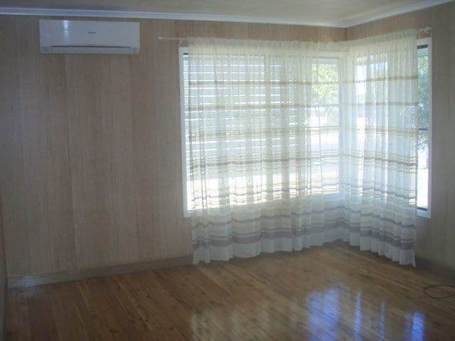 43 Sturt Street, CHARLEVILLE QLD 4470, Charleville - Thumbnail 2