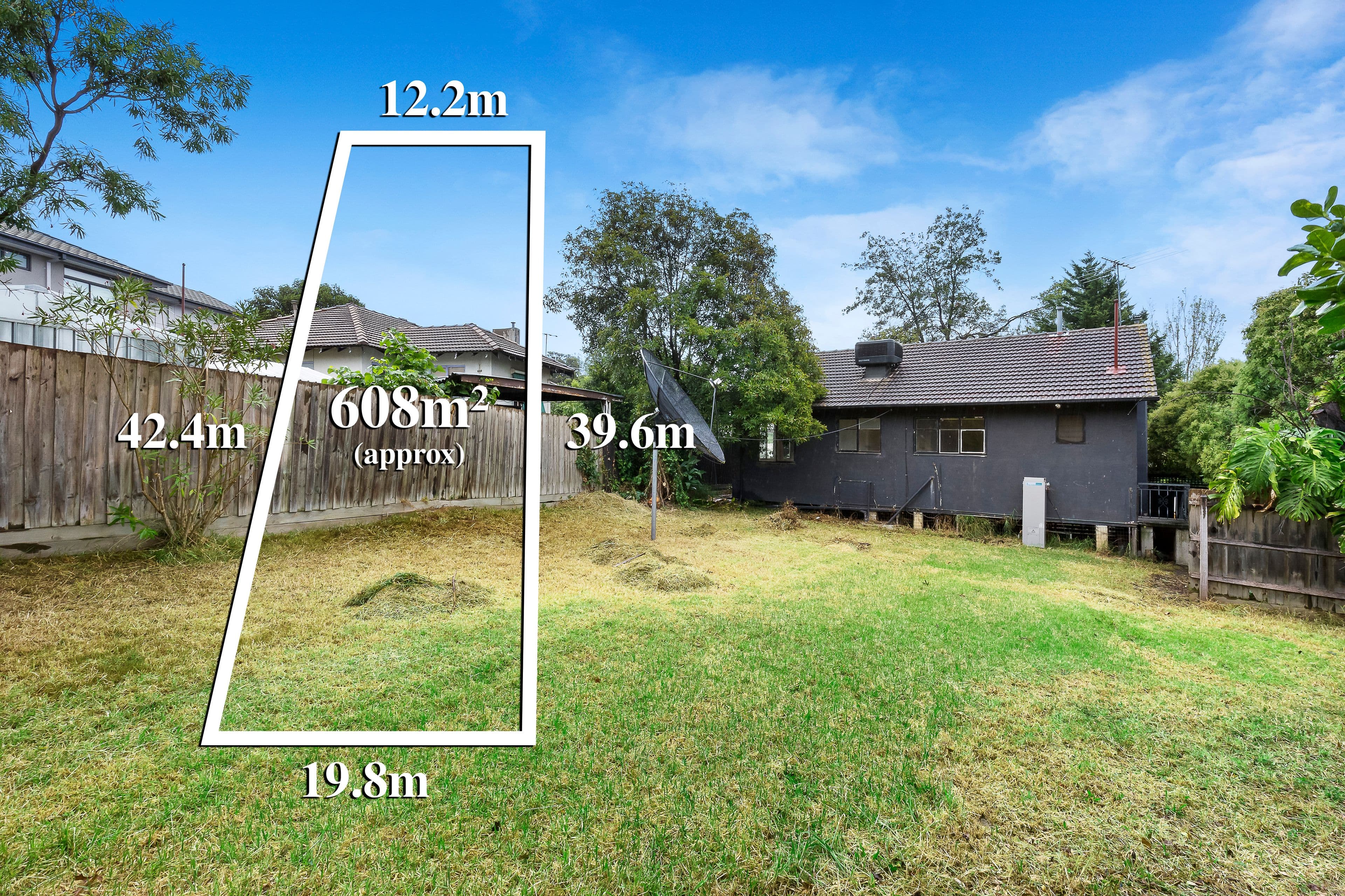 14 Binalong Avenue, Chadstone VIC 3148, Chadstone - Thumbnail 2