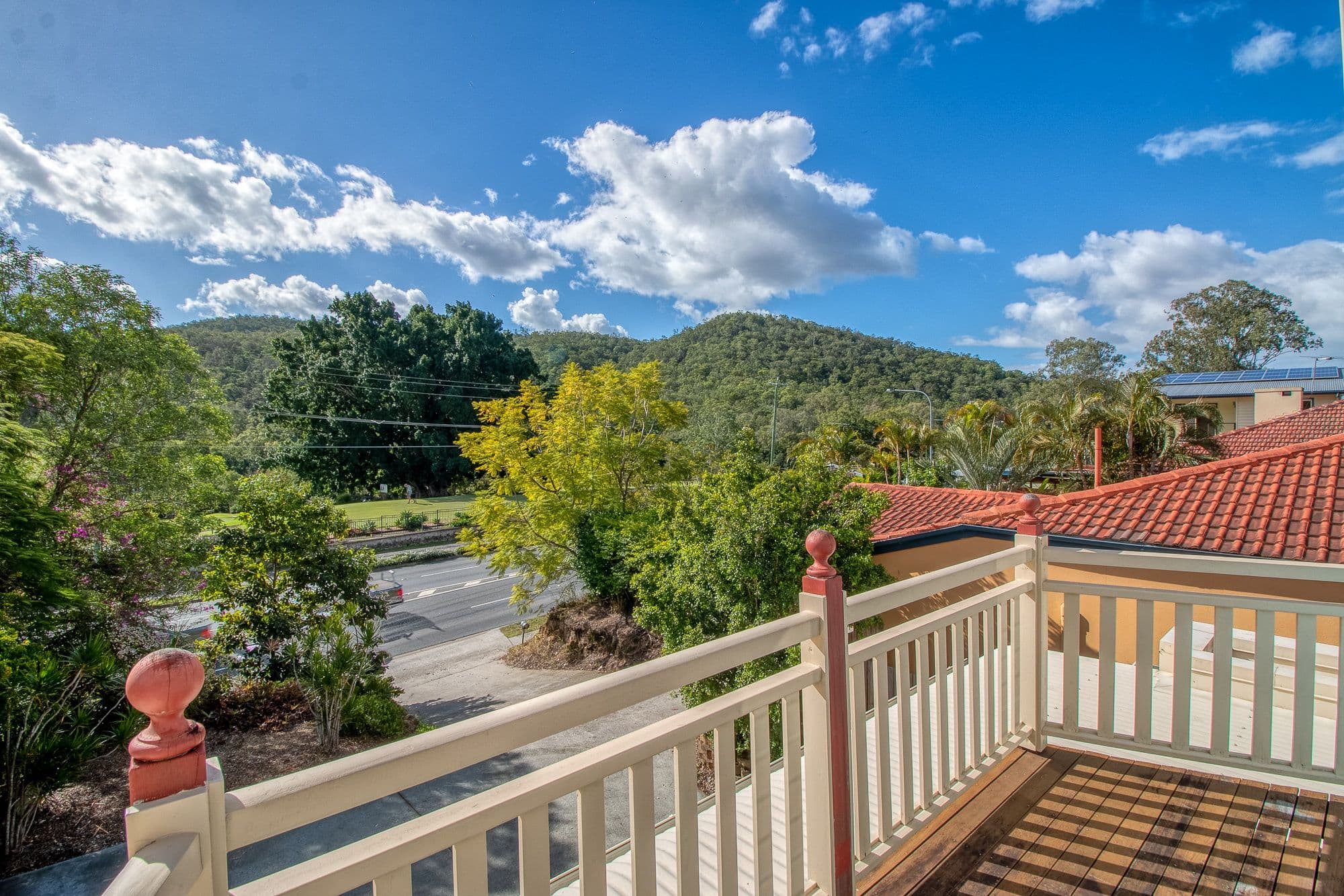 832 Waterworks Road, The Gap QLD 4061, The Gap - Thumbnail 2