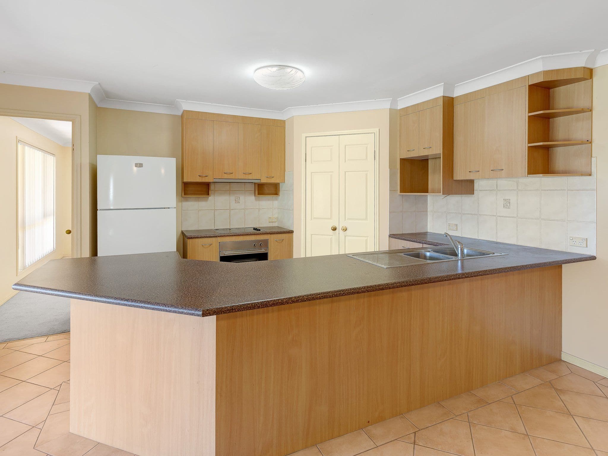 8 Glenroy Place, Parkinson QLD 4115, Parkinson - Thumbnail 3