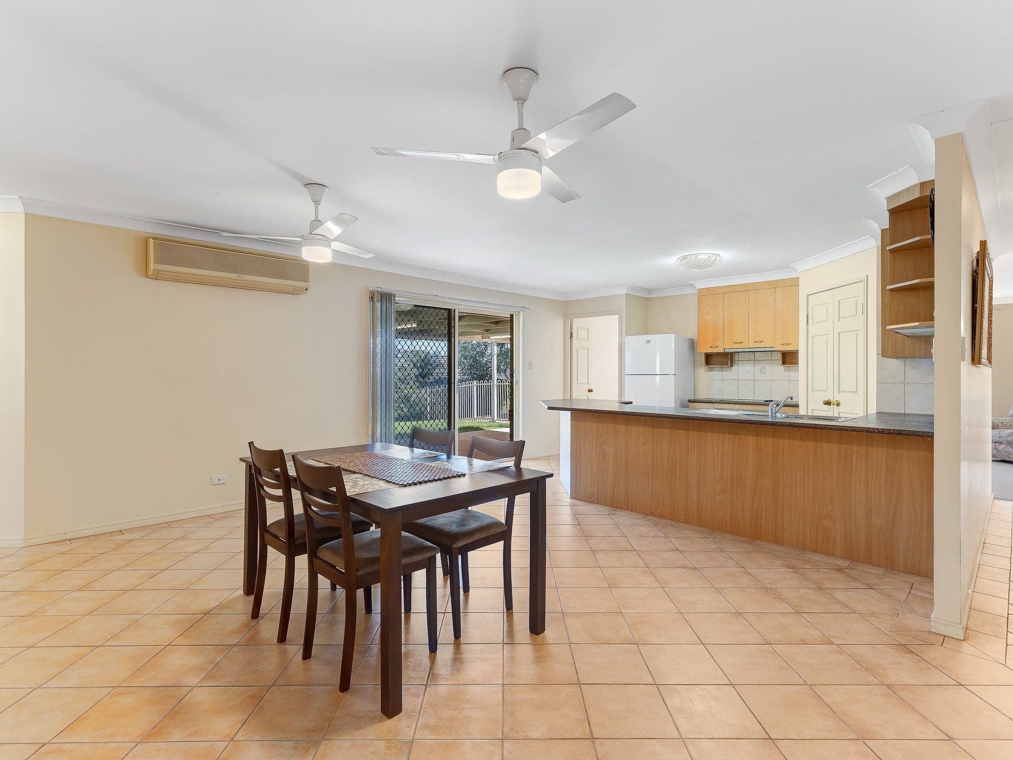 8 Glenroy Place, Parkinson QLD 4115, Parkinson - Thumbnail 5