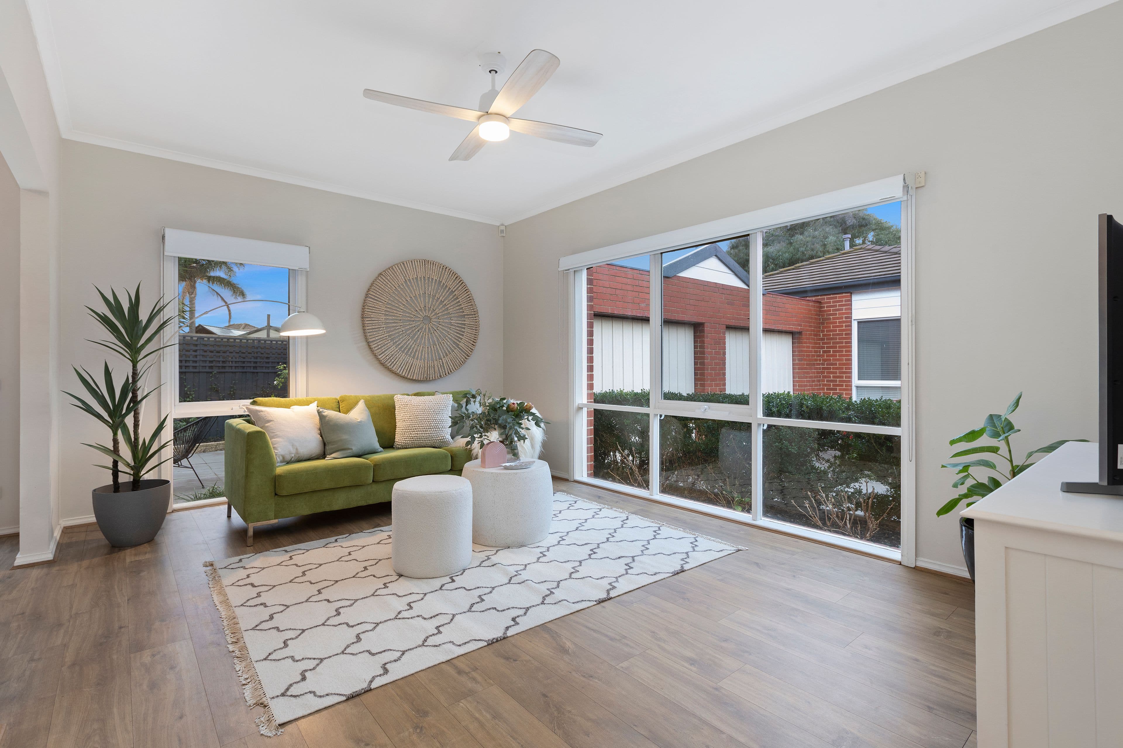 13 Oak Avenue, Cheltenham VIC 3192, Cheltenham - Thumbnail 2